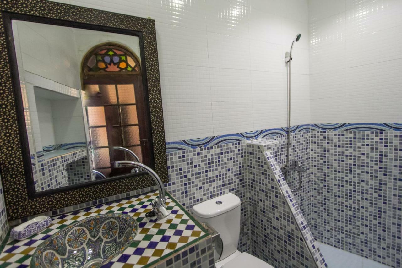 ホテル Dar Meknes Tresor エクステリア 写真